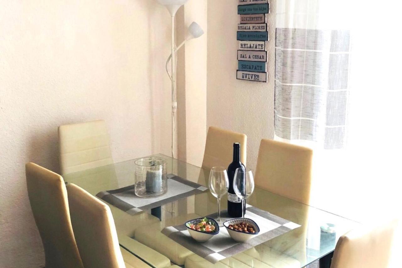 Apartment With Pool & Balcony Less Than 10Min Walk To La Mata Beach! Torrevieja Dış mekan fotoğraf
