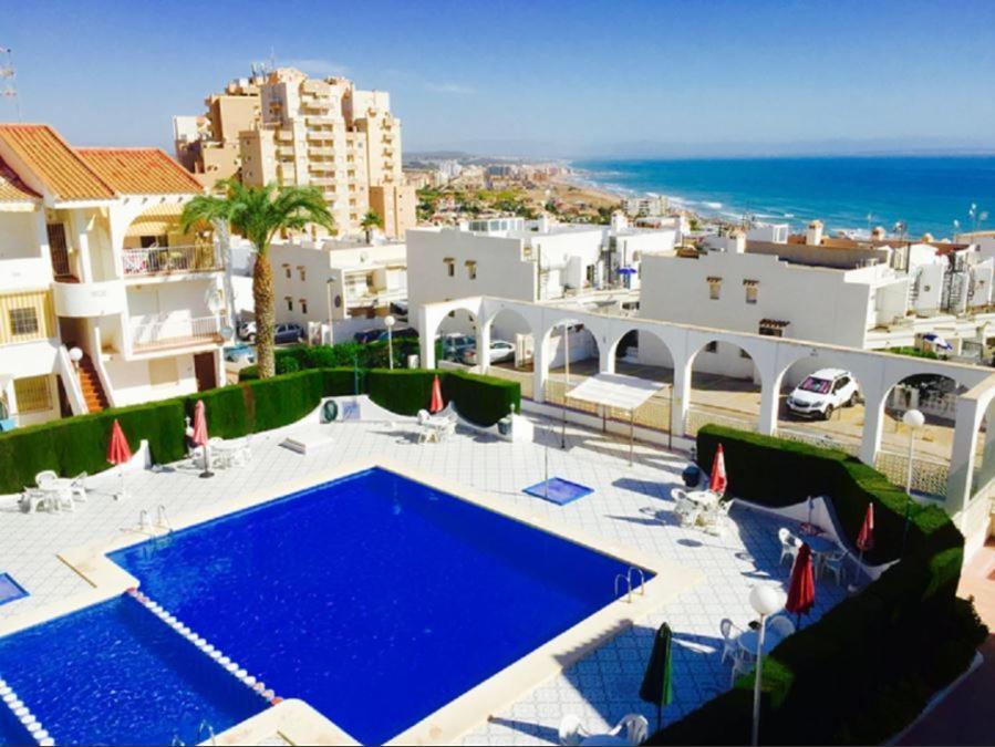 Apartment With Pool & Balcony Less Than 10Min Walk To La Mata Beach! Torrevieja Dış mekan fotoğraf
