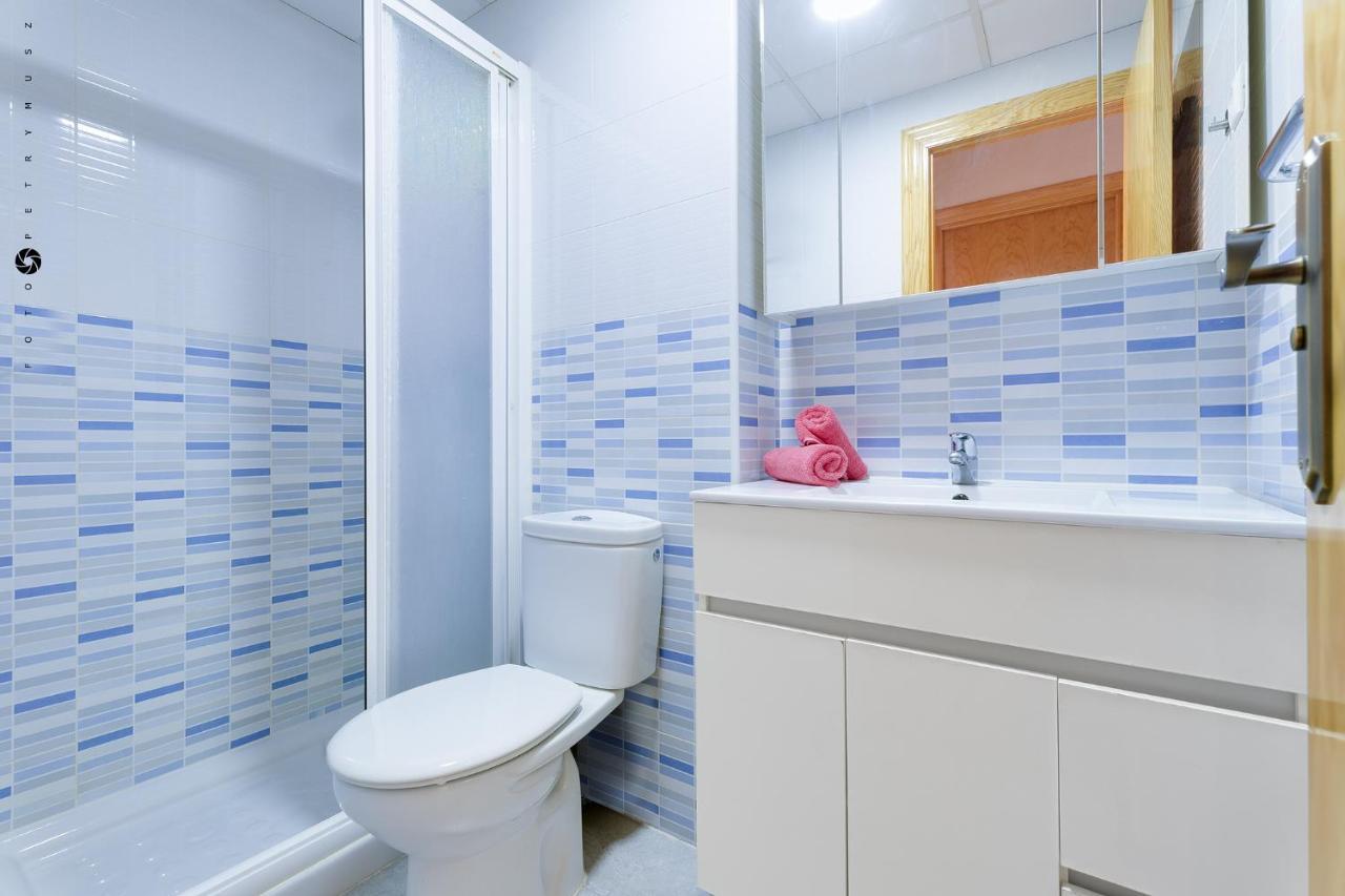 Apartment With Pool & Balcony Less Than 10Min Walk To La Mata Beach! Torrevieja Dış mekan fotoğraf